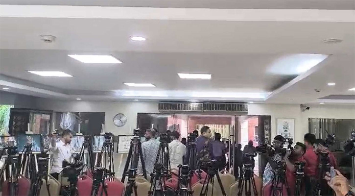 ঐকমত্য কমিশনের সংলাপে বাজল ফায়ার অ্যালার্ম, তদন্তে কমিটি গঠন